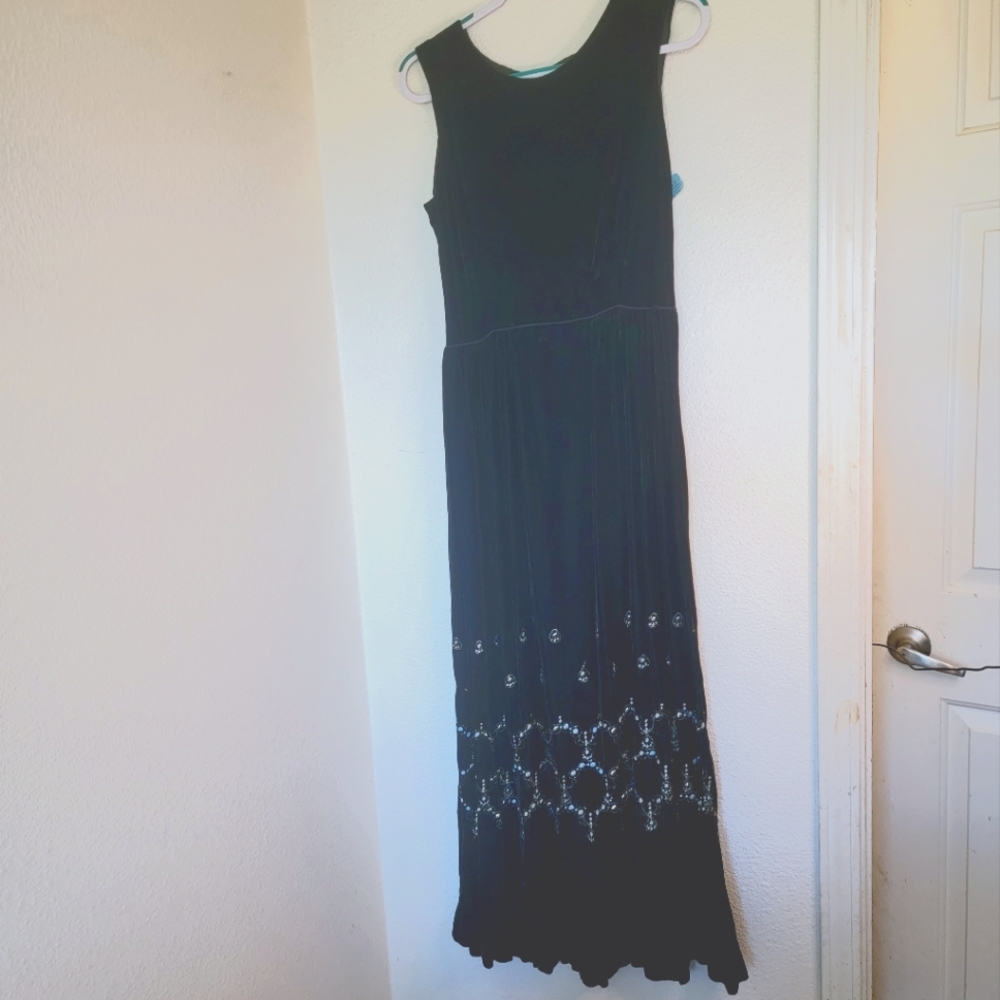 Retro Black velvet embroidered maxi dress